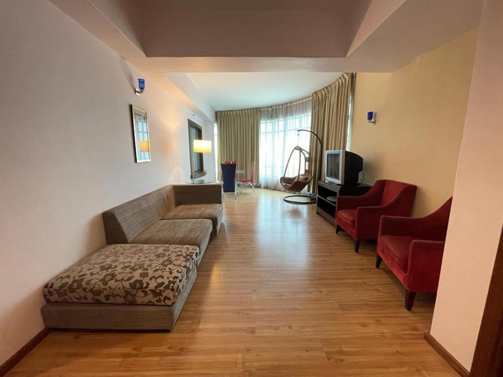 Oriental Crystal Hotel Kajang Εξωτερικό φωτογραφία